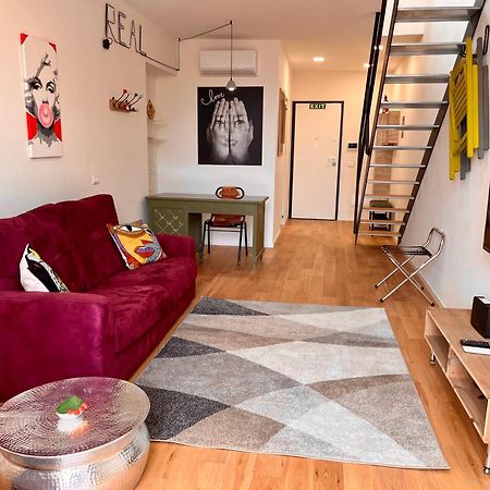 Appartement Loft Real à Messine Extérieur photo